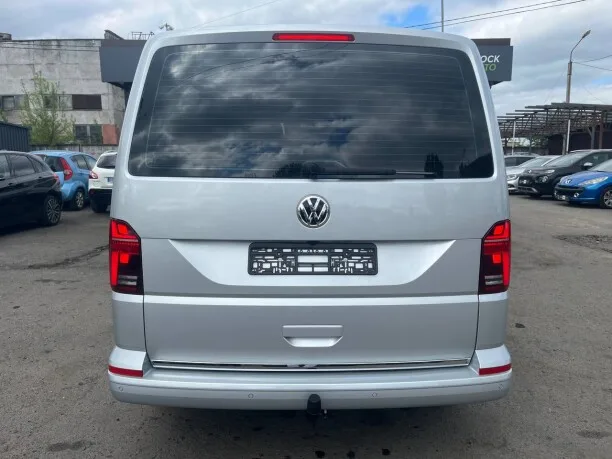 Volkswagen Caravelle 2023 — миниатюра 5