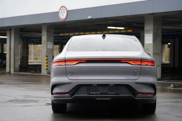 BYD Han 2025 — миниатюра 3