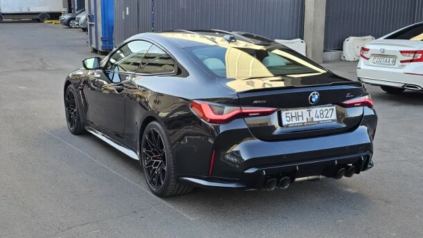 BMW M4 2023 — миниатюра 4