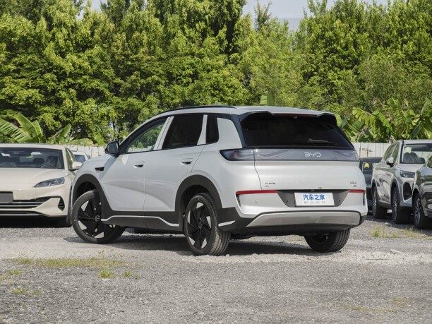 BYD Sea Lion 05 EV 2026 — 2