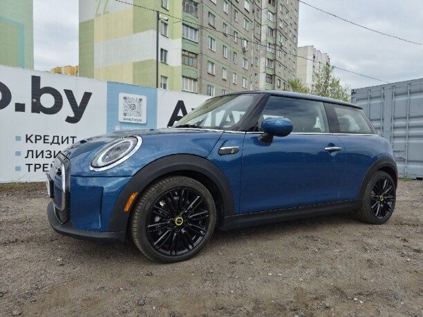 MINI Cooper SE 2024 — 3