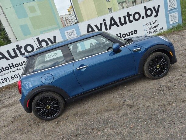 MINI Cooper SE 2024 — 5