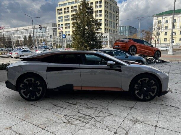HiPhi Z 2023 — 4