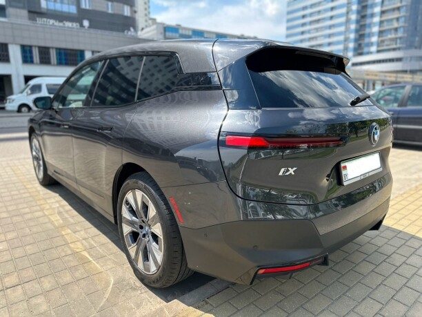 BMW iX 2023 — 4