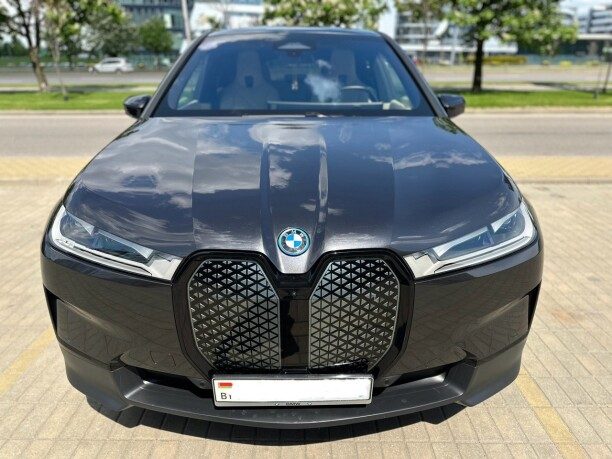 BMW iX 2023