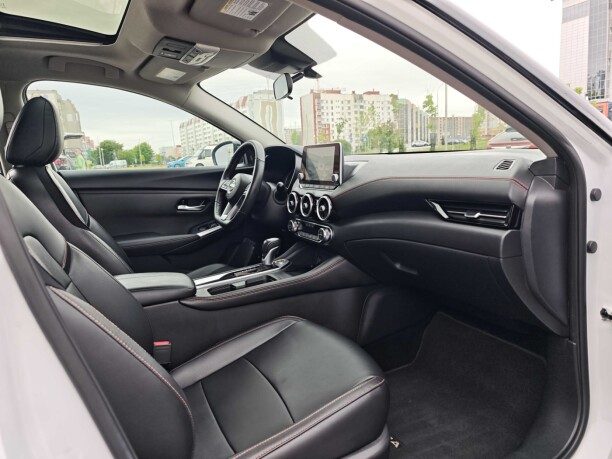 Nissan Sentra 2024 — 5