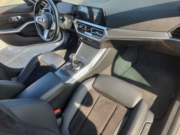 BMW 3 Series 2022 — 2