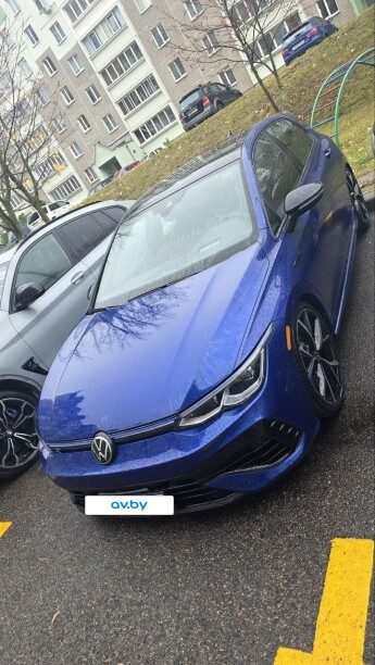 Volkswagen Golf R 2023 — 3