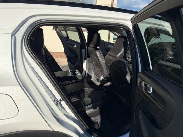 Volvo XC40 2024 — 5