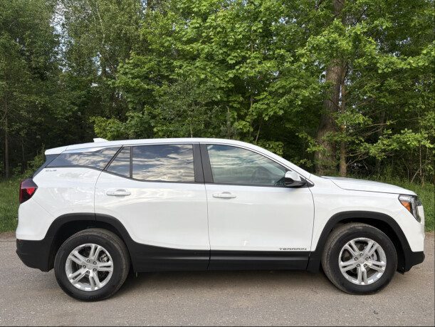 GMC Terrain 2024 — 2