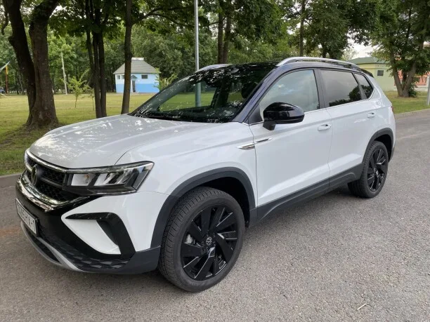 Volkswagen Taos 2024