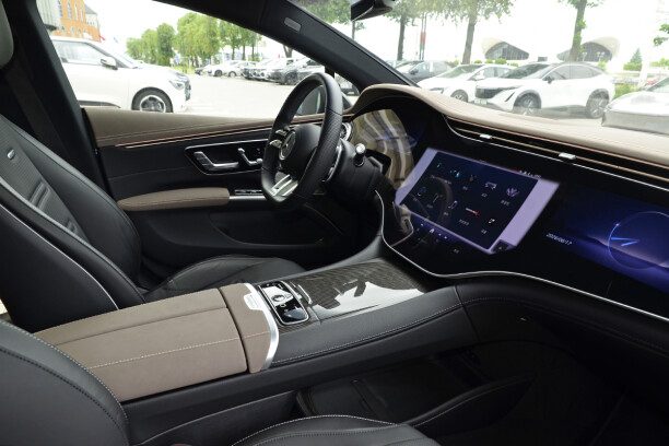 Mercedes-Benz EQS AMG 2022 — 3