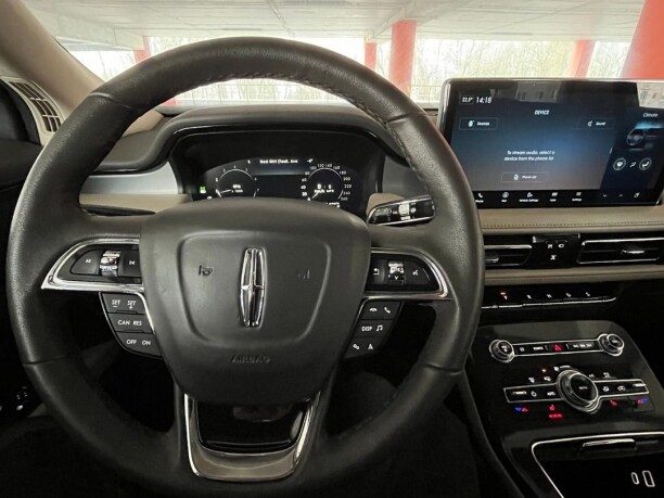 Lincoln Nautilus 2022 — 4