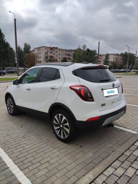 Buick Encore 2022 — 2