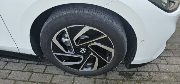 Volkswagen ID.7 2023 — 2