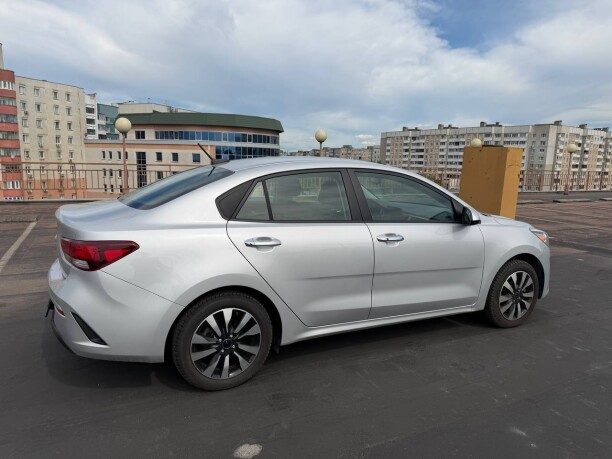 Kia Rio 2022 — 2