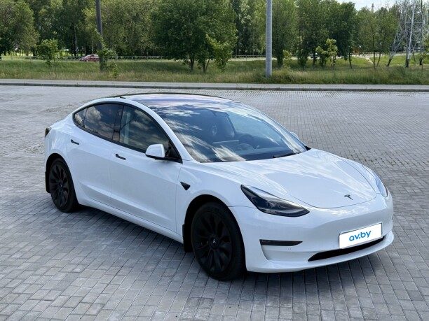 Tesla Model 3 2022