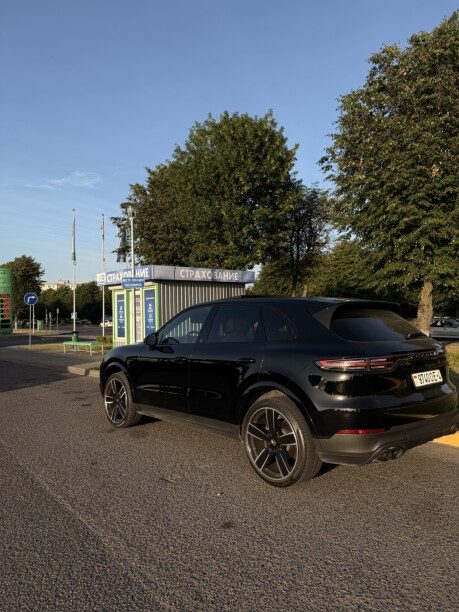 Porsche Cayenne 2022 — 2