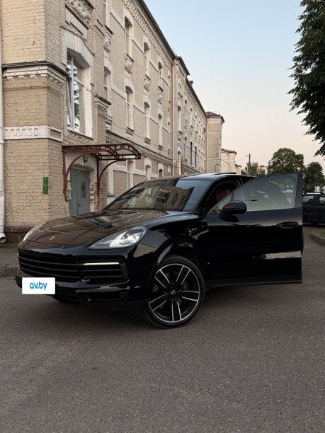 Porsche Cayenne 2022