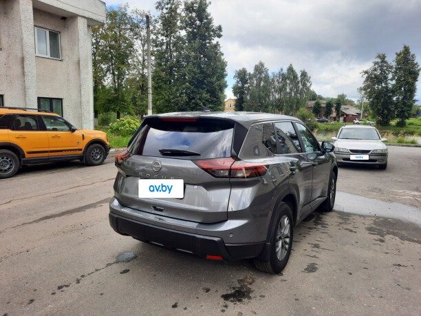 Nissan Rogue 2024 — 4