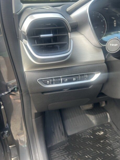 Geely Binyue 2025 — 2