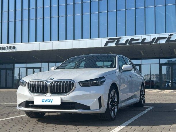 BMW i5 2024