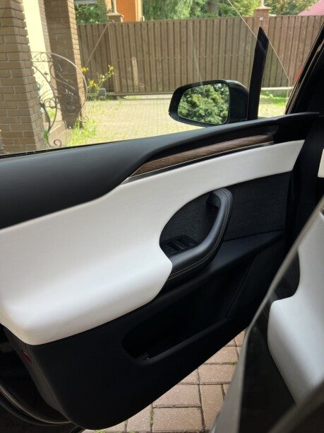 Tesla Model X 2022 — 3
