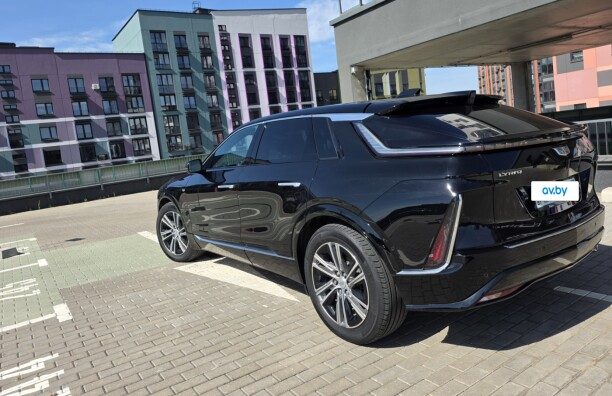 Cadillac Lyriq 2024 — 5