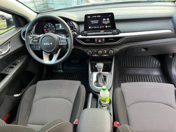 Kia Forte 2024 — 5