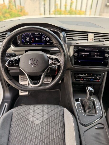 Volkswagen Tiguan 2022 — 3