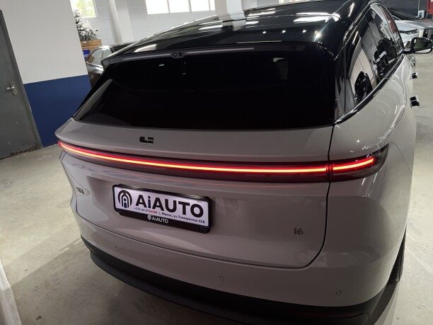Li Auto Li i6 2025 — 2