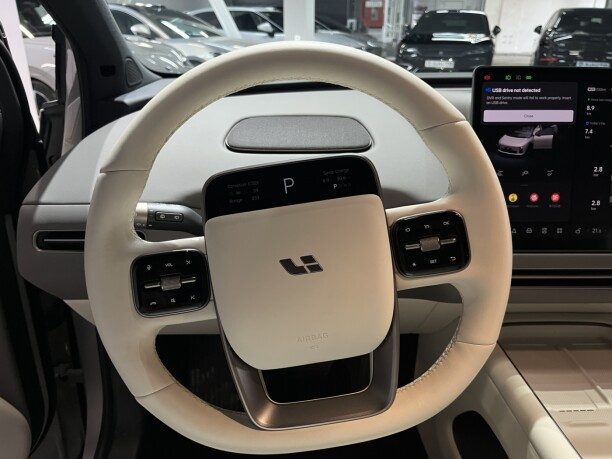 Li Auto Li i6 2025 — 3