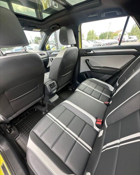 Volkswagen T-Roc 2023 — 3