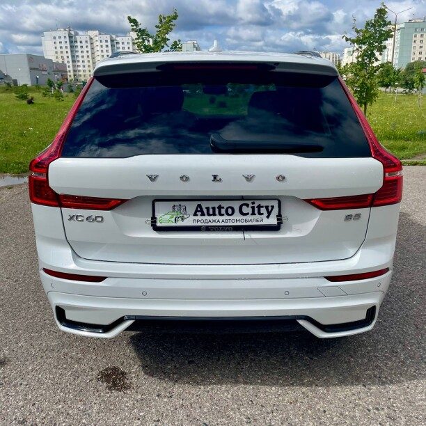 Volvo XC60 2022 — 2