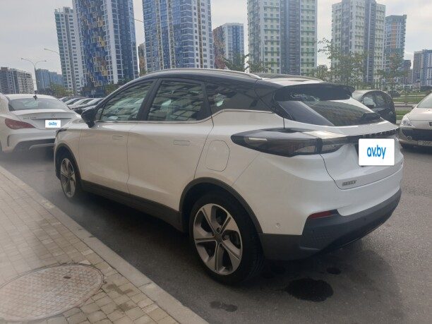 Geely Geometry C 2022 — 2