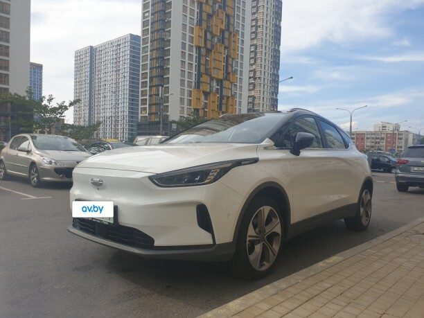 Geely Geometry C 2022