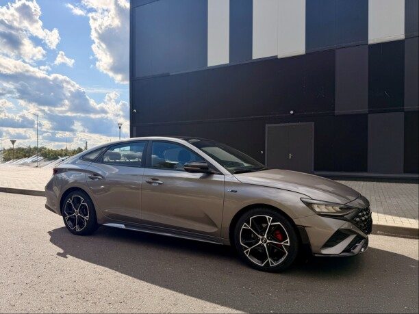 Hyundai Lafesta 2022 — 3