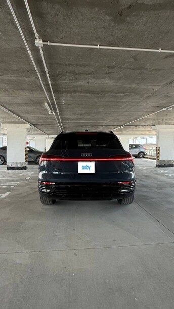 Audi Q8 e-tron 2024 — 5