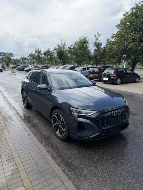 Audi Q8 e-tron 2024