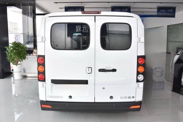 Farizon V6E 2026 — 2