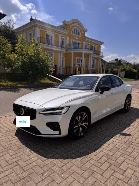 Volvo S60 2024