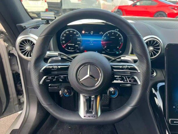 Mercedes-Benz SL-Класс AMG 2023 — 2