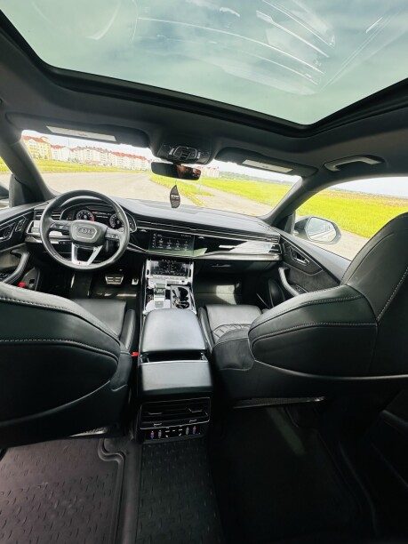 Audi SQ8 2022 — 2