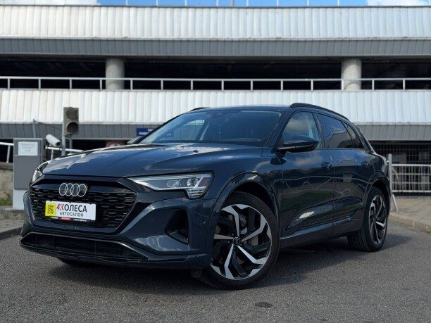 Audi Q8 e-tron 2024