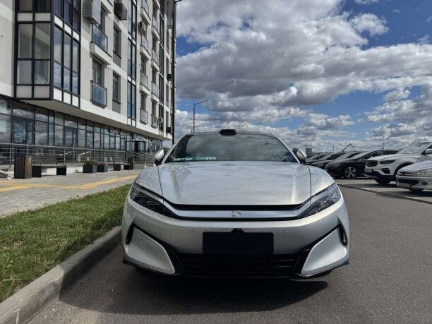 BYD Han L 2025 — 4
