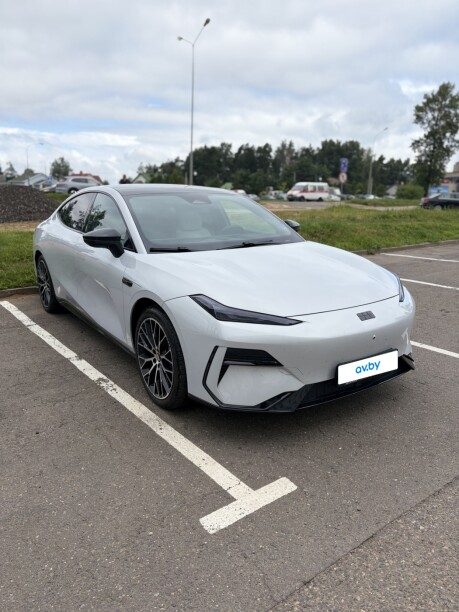 Geely Galaxy E8 2024