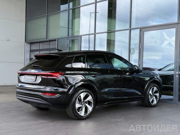 Audi Q6 e-tron 2024 — 4