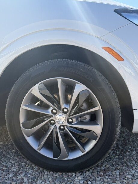 Buick Encore GX 2022 — 3