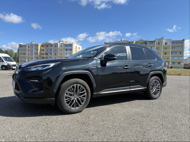Toyota Wildlander 2023 — 4