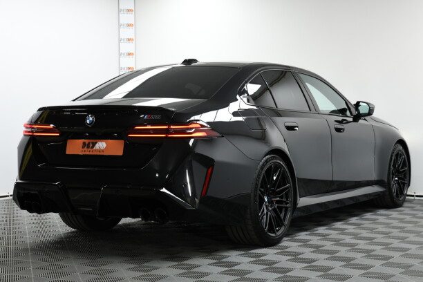 BMW M5 2025 — 4